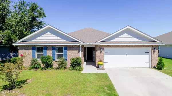 412 E Petunia Drive, Long Beach, MS 39560