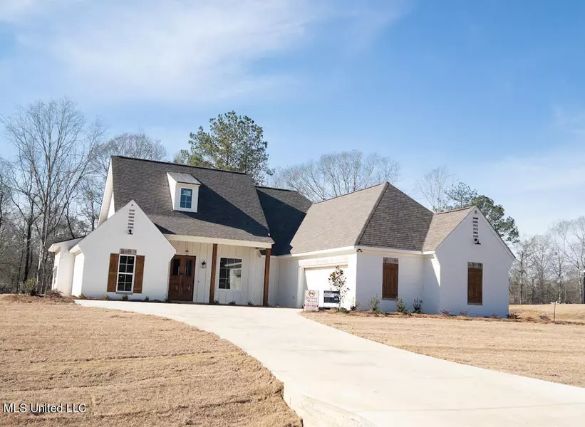 107 Ole Magnolia Drive, Brandon, MS 39042