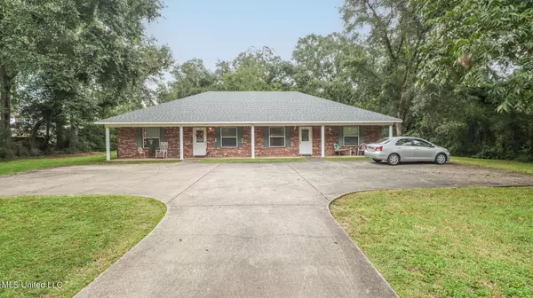 5594 Daugherty Road #A & B, Long Beach, MS 39560