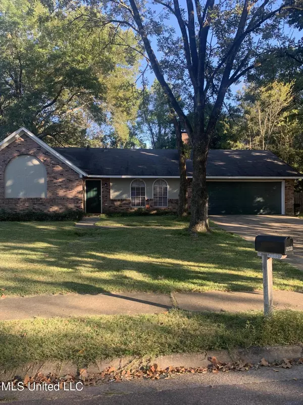 1620 Edgewood Place, Clinton, MS 39056