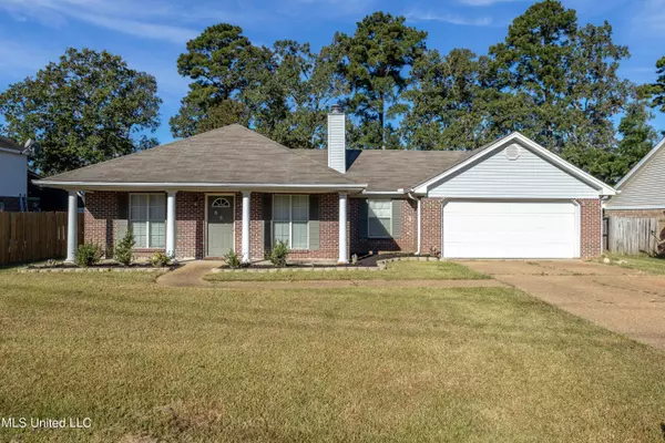 321 Willow Run, Pearl, MS 39208