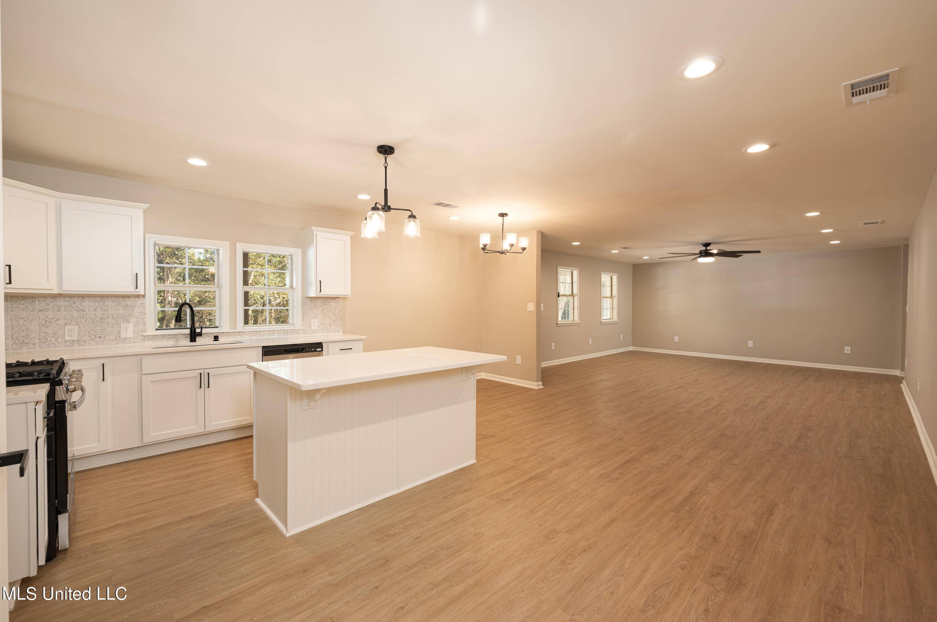 Hernando, MS 38632,703 Chickadee Cove