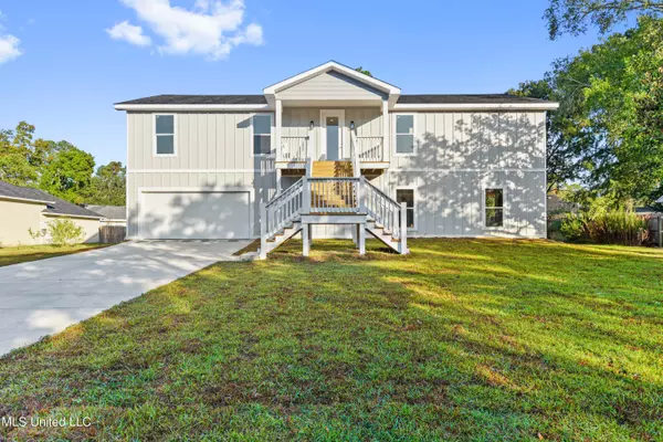 29 Bayou View Drive Drive, Gulfport, MS 39507