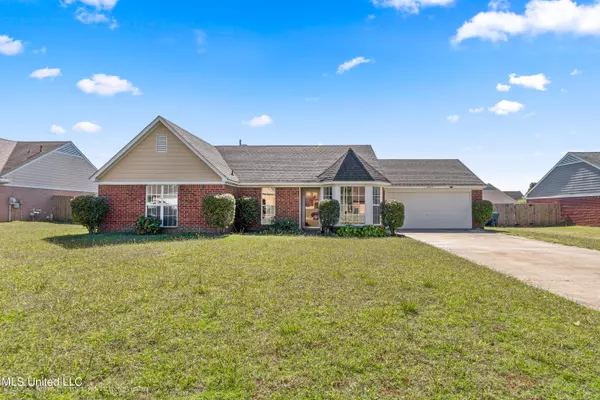 4237 N Triple Crown Loop, Southaven, MS 38671