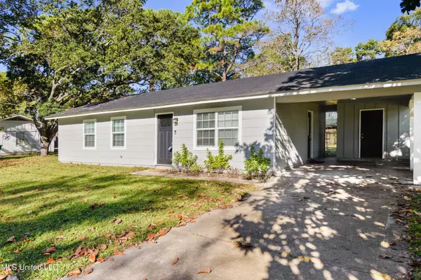 Pascagoula, MS 39581,3709 Pineview Drive