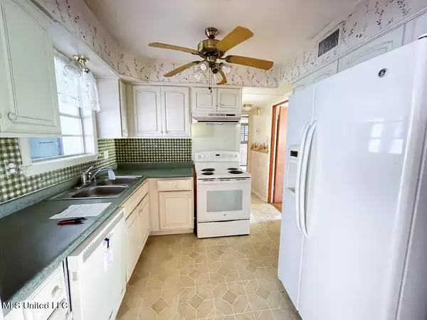 Picayune, MS 39466,1212 Stemwood Drive