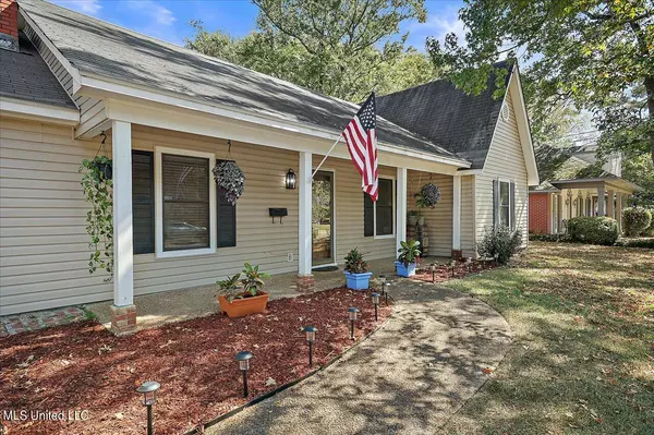 Jackson, MS 39211,5848 Ferncreek Drive