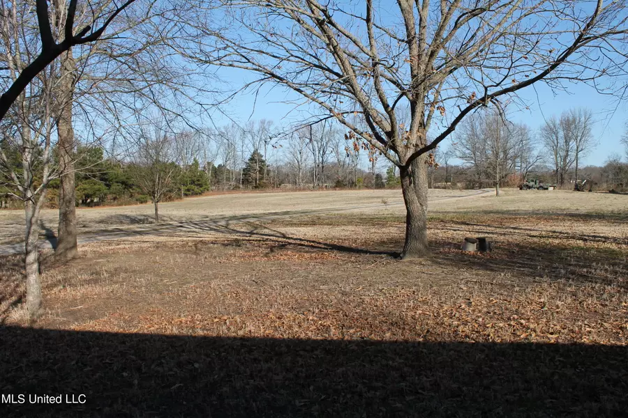 7265 Dean, Lake Cormorant, MS 38641