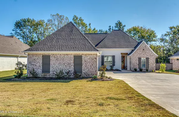 102 Coventry Lane, Canton, MS 39046