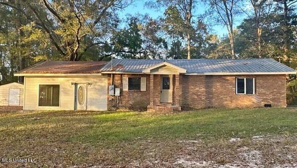 57 Lower Myrick Road, Laurel, MS 39443