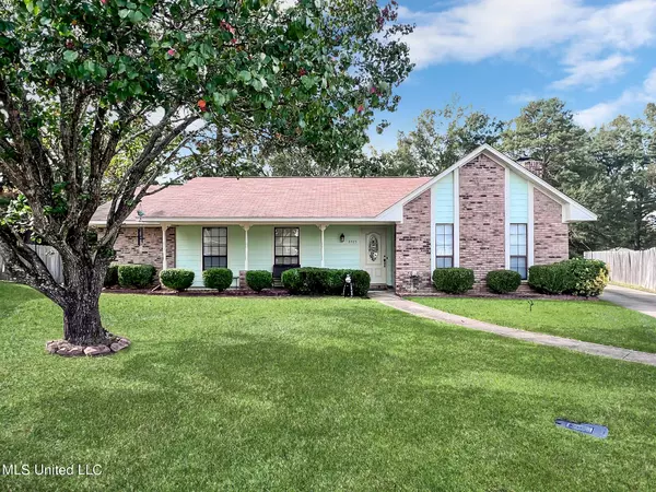 2705 N Sycamore Cove, Pearl, MS 39208