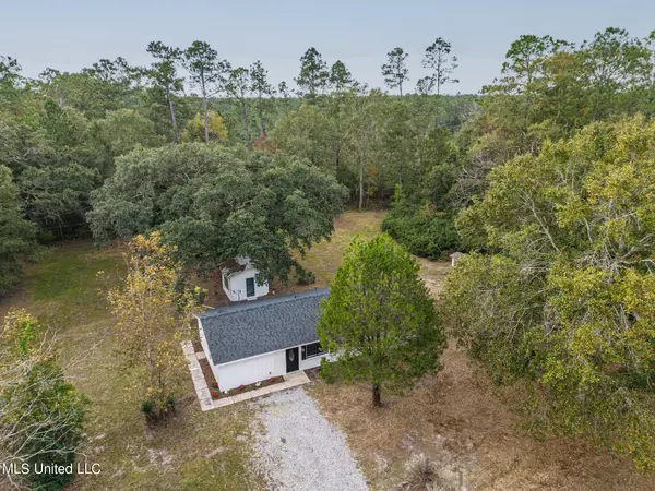 Vancleave, MS 39565,9701 Paige Bayou Road