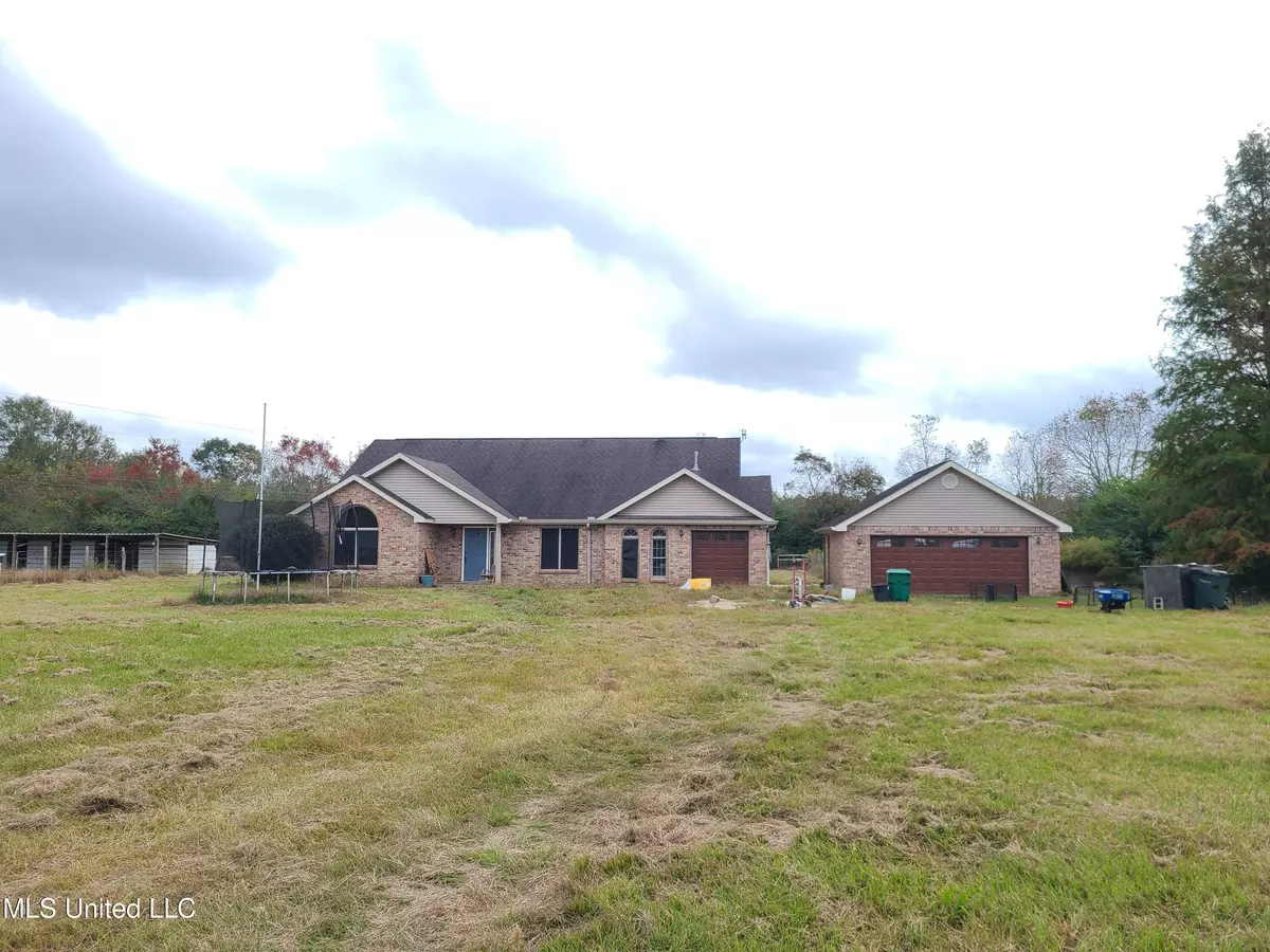 Picayune, MS 39466,27350 Road 221