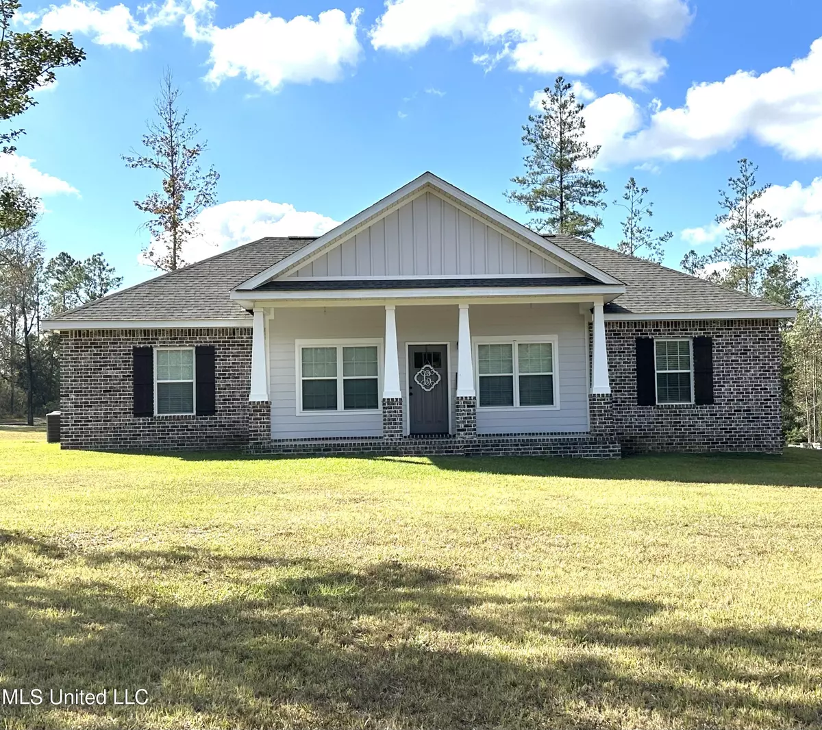 Lucedale, MS 39452,105 Pineview Drive