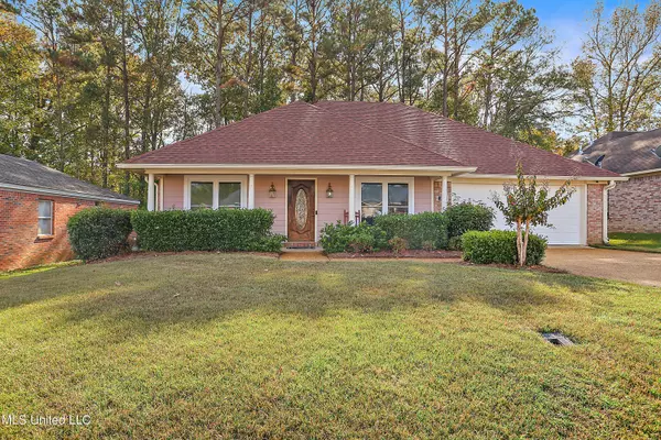 335 Greystone Pointe, Terry, MS 39170