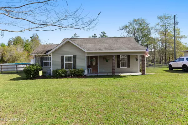 15 R Moran Road, Mchenry, MS 39561