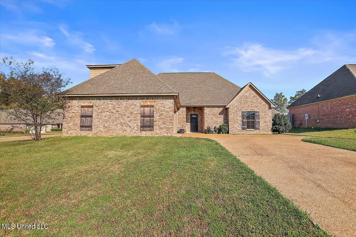 Pearl, MS 39208,122 Countrywood Place