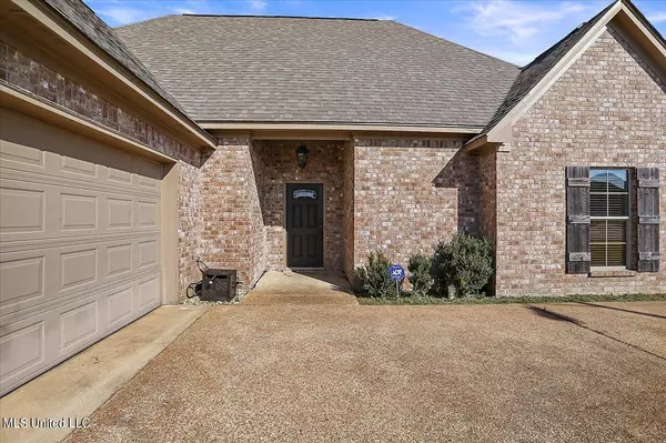 Pearl, MS 39208,122 Countrywood Place