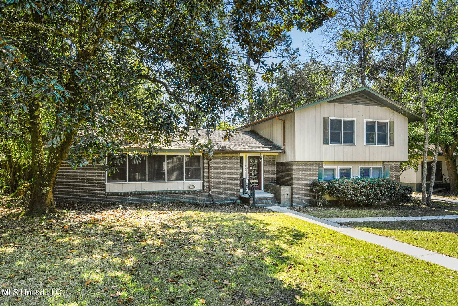 Gulfport, MS 39507,4999 Quincy Avenue