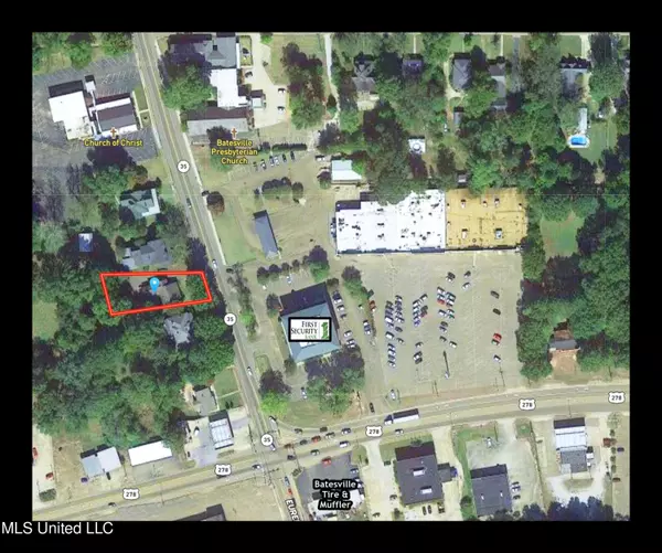 Batesville, MS 38606,126 Eureka Street #A