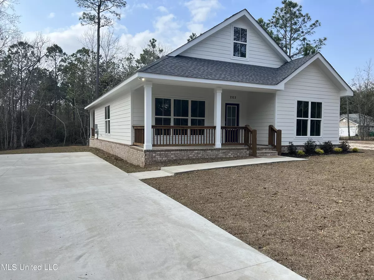 Ocean Springs, MS 39564,1513 Plover Lane