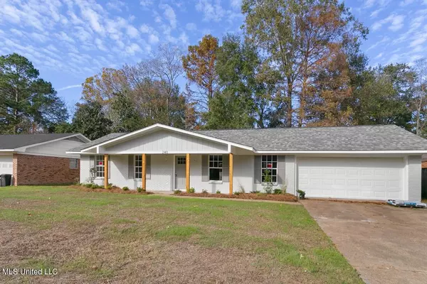 240 Riviera Drive, Jackson, MS 39211