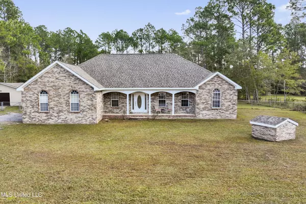 13352 N Sandy Creek Road, Biloxi, MS 39532