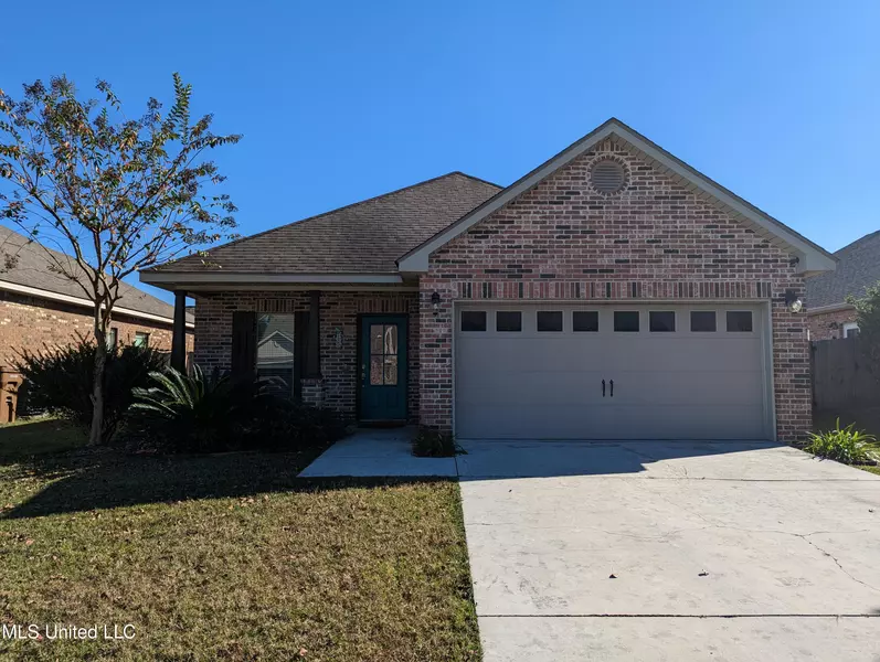 17096 Palm Ridge Drive, D'iberville, MS 39540