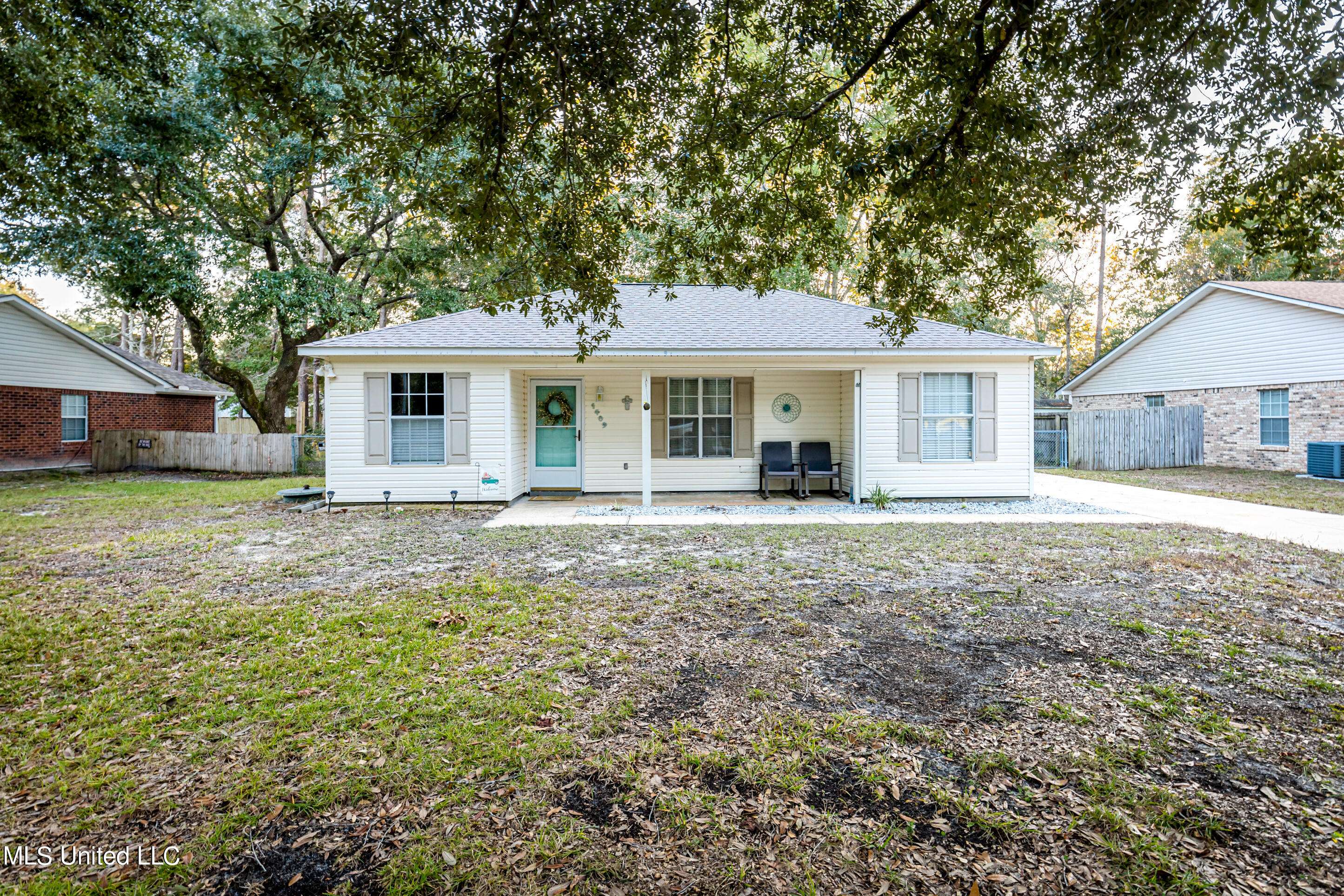 Ocean Springs, MS 39564,1409 Ash Street