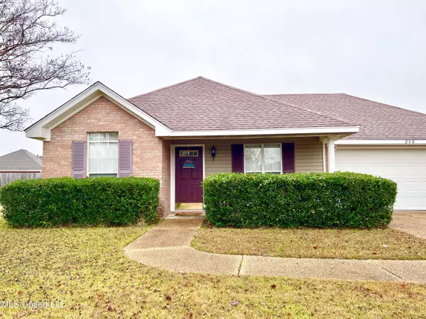 206 Hickory Circle, Pearl, MS 39208