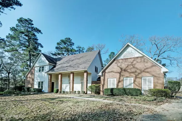 50 Avery Circle, Jackson, MS 39211