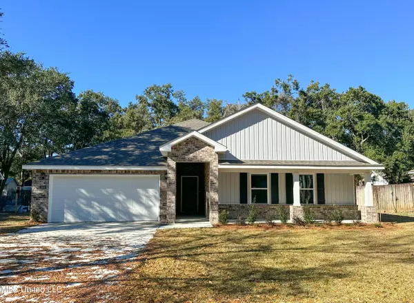 1509 S 8th Street, Ocean Springs, MS 39564