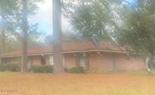 1436 Radcliffe Street, Jackson, MS 39211