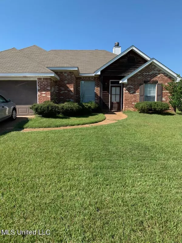 1111 Spanish Oak Drive, Pearl, MS 39208