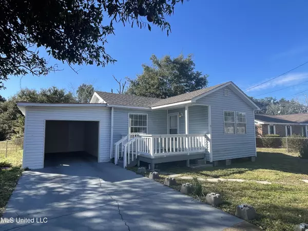 1319 Mills Avenue, Gulfport, MS 39501