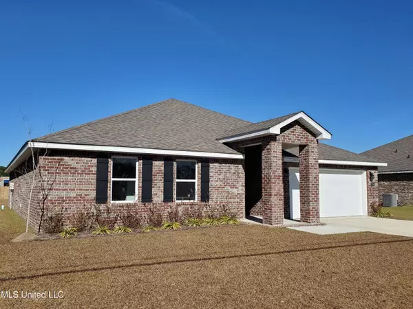 8784 Palmetto Drive, Ocean Springs, MS 39564