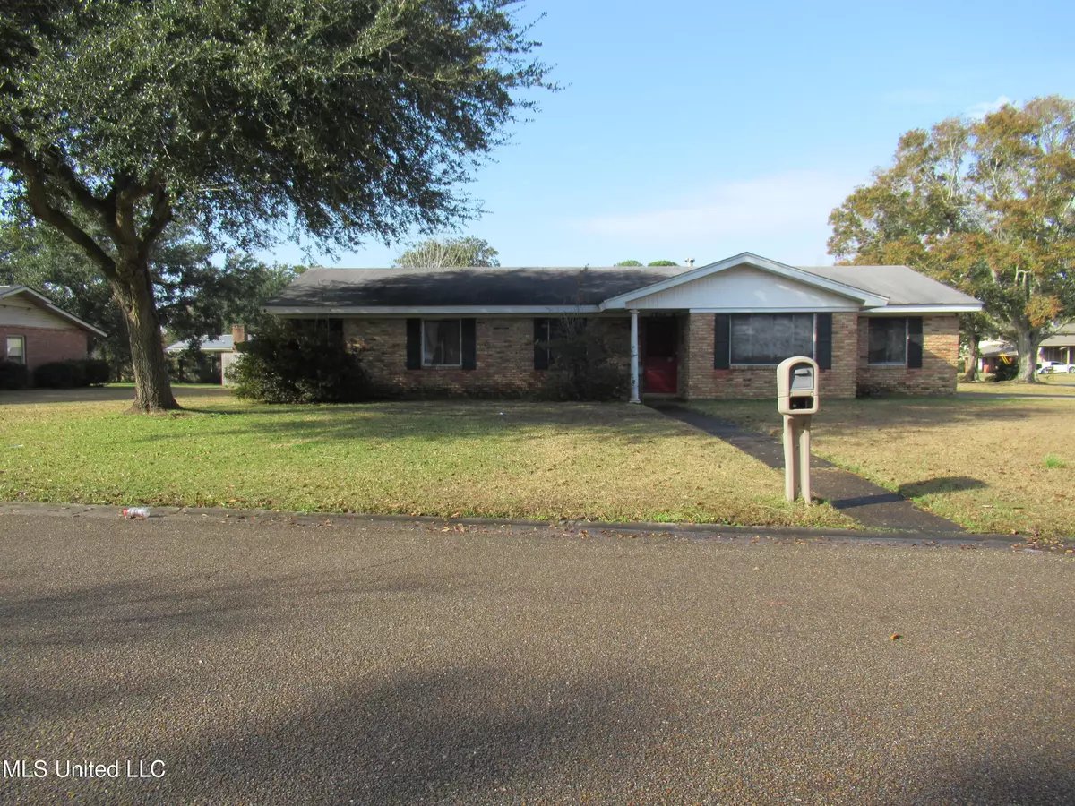 Pascagoula, MS 39567,2905 Belair Street