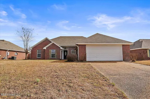 606 Summer Place, Flowood, MS 39232