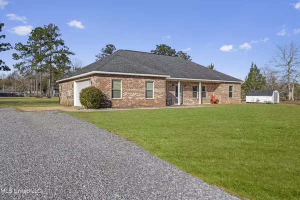 Vancleave, MS 39565,13541 Mount Pleasant Road