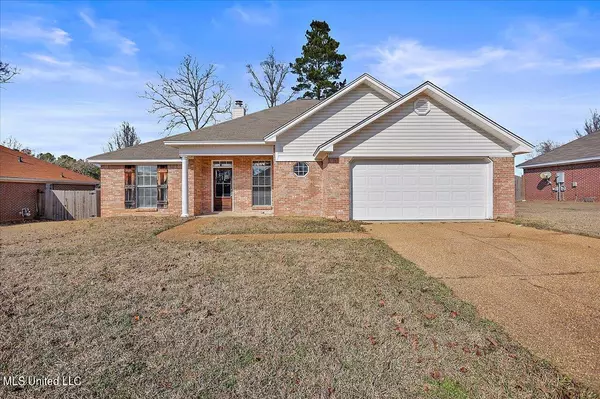 454 Oak Lawn Dr Drive, Pearl, MS 39208