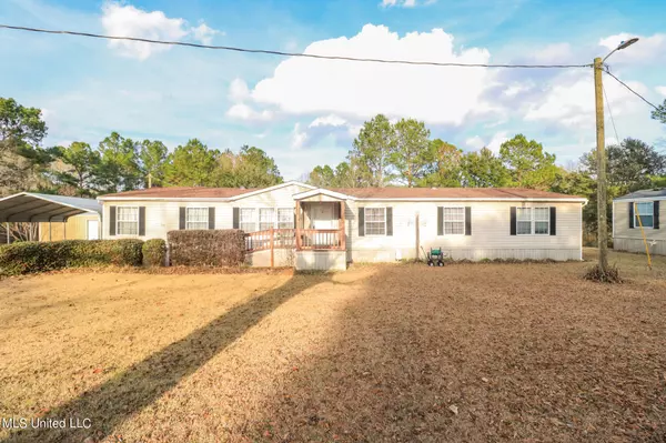 Carson, MS 39427,516 Smith Road