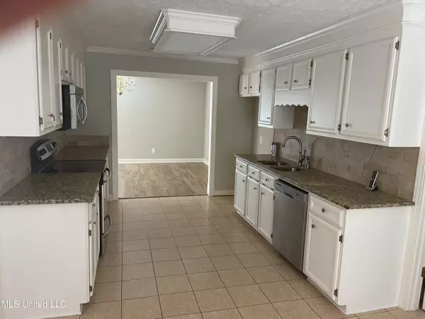 Ridgeland, MS 39157,329 Arlington Circle