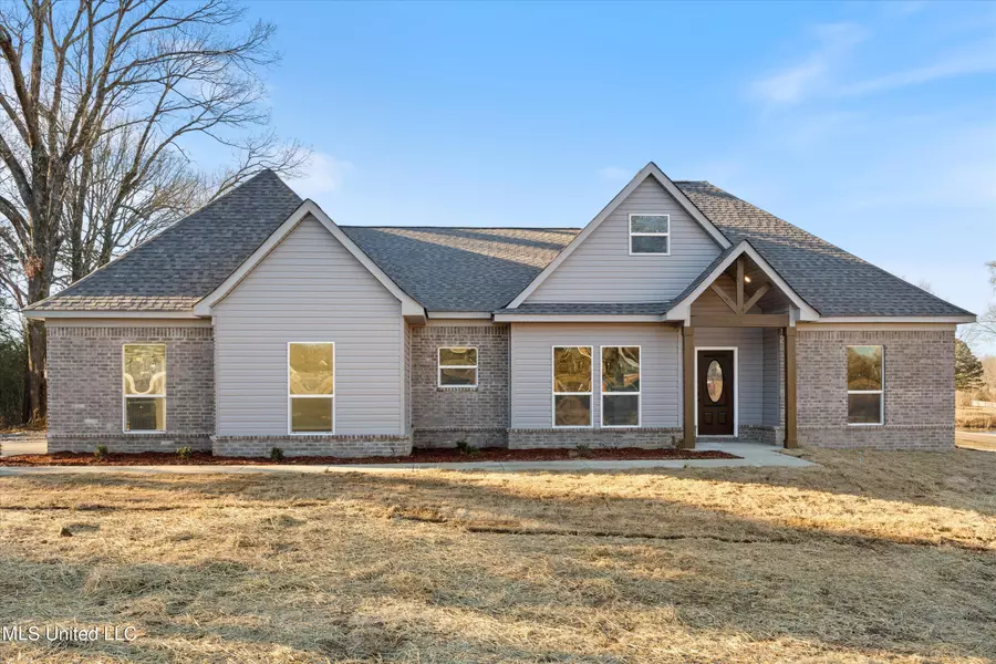 127 Deerfield Trace, Coldwater, MS 38618