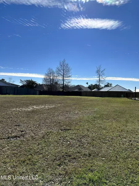 346 Barkwood Circle, D'iberville, MS 39540