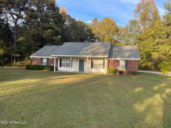 914 Leeville Road, Petal, MS 39465