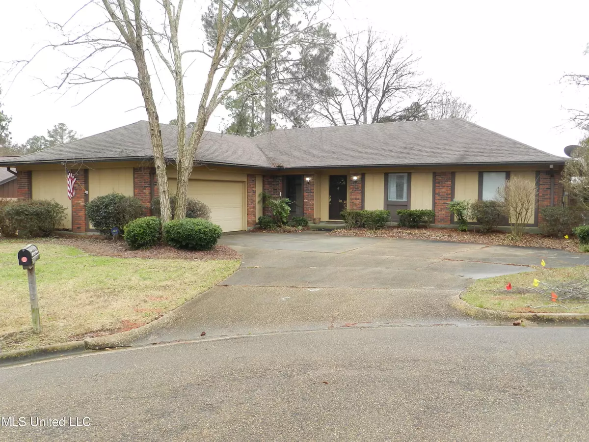 Clinton, MS 39056,202 Hampton Street