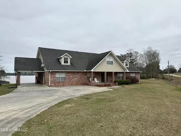 Carriere, MS 39426,559 Anchor Lake Road