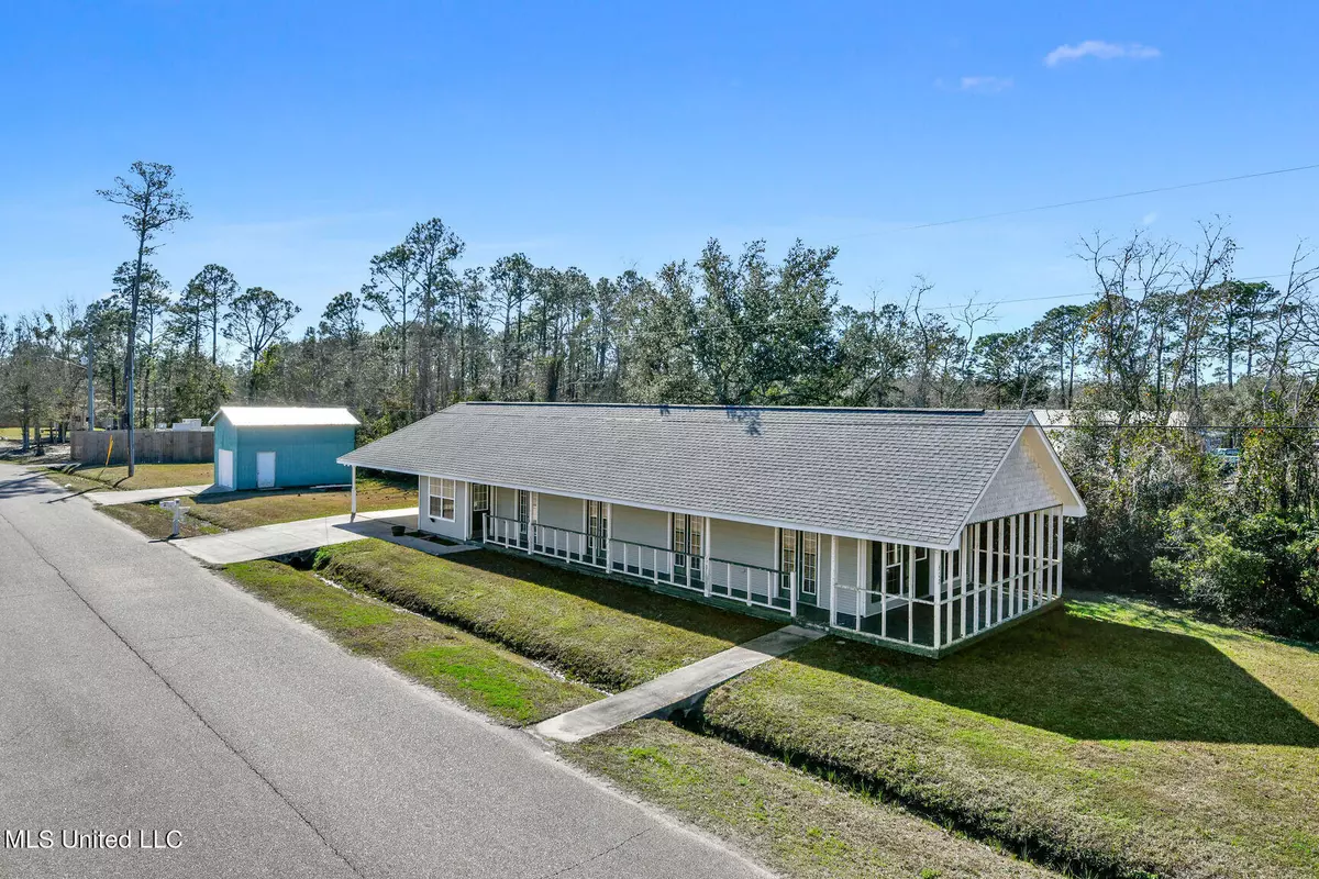 Waveland, MS 39576,602 Old Spanish Trail