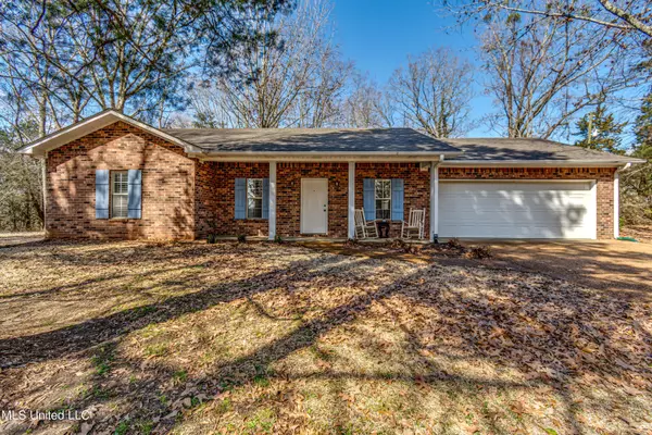 209 Fletchers Chapel Road, Bentonia, MS 39040