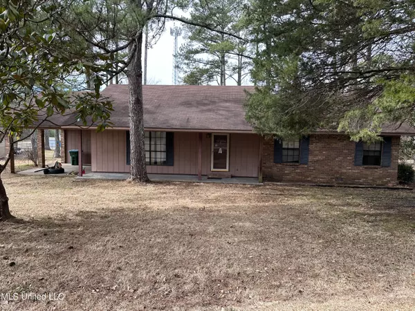 19 Pinecrest Drive, Macon, MS 39341